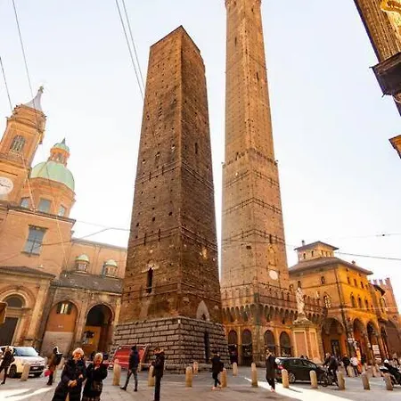 Apartment Asinelli Luxury