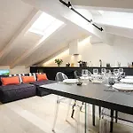 Asinelli Luxury Apartament Bolonia