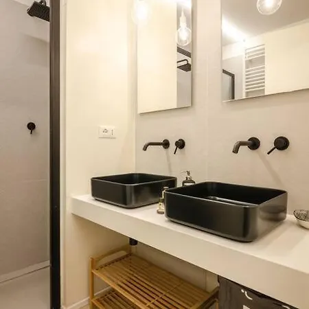 Asinelli Luxury
