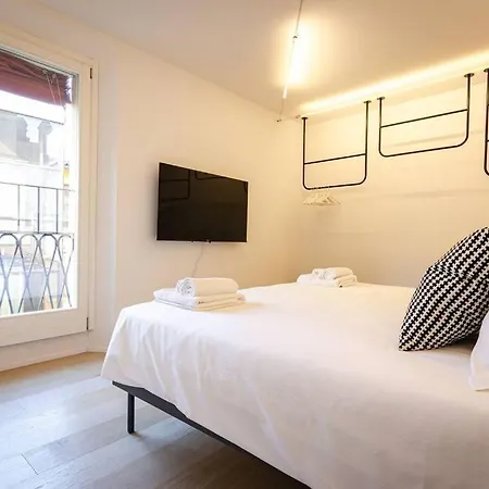 Lejlighed Asinelli Luxury