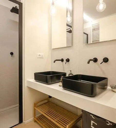Asinelli Luxury