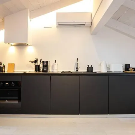 Asinelli Luxury * Bolonia