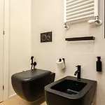 Διαμέρισμα Asinelli Luxury *