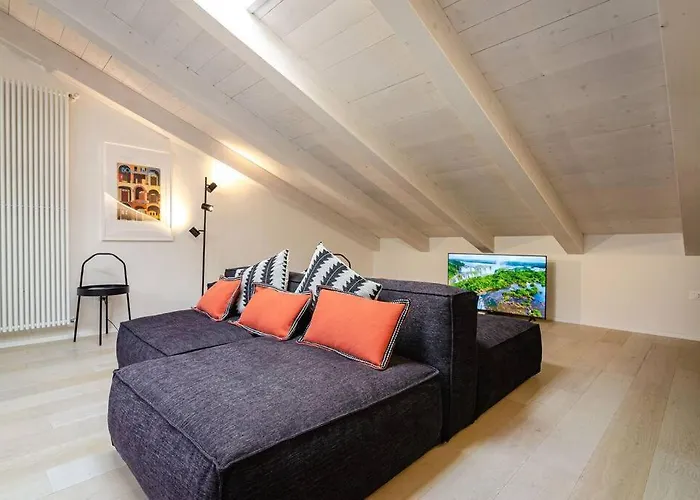 Διαμέρισμα Asinelli Luxury